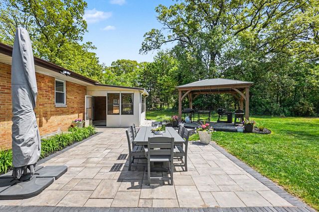5525 Dowling Street, Montague, MI 49437