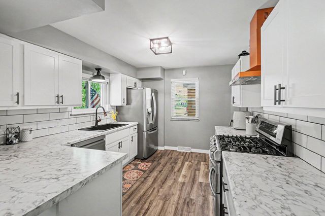 5525 Dowling Street, Montague, MI 49437