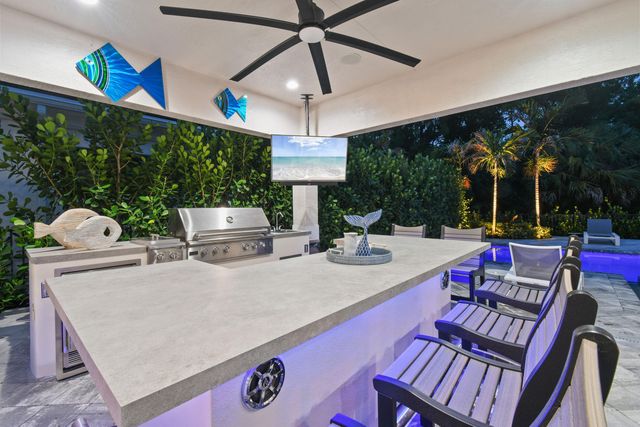 13418 Artisan Circle, Palm Beach Gardens, FL 33418