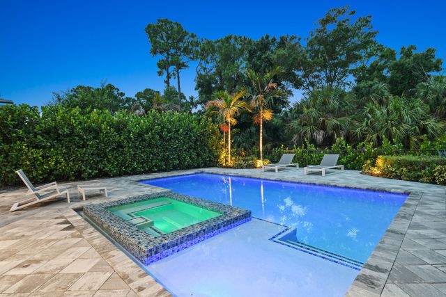 13418 Artisan Circle, Palm Beach Gardens, FL 33418