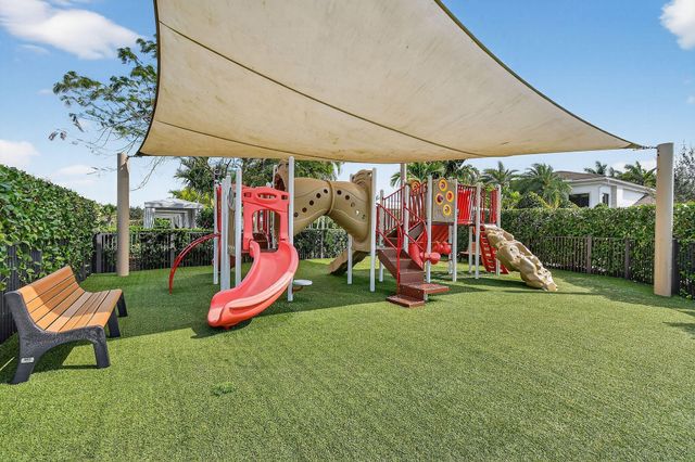 13418 Artisan Circle, Palm Beach Gardens, FL 33418