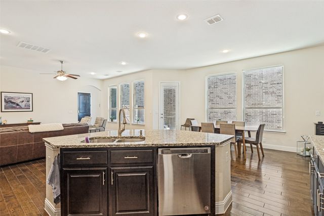 3712 Cobblecreek Drive, Mckinney, TX 75070