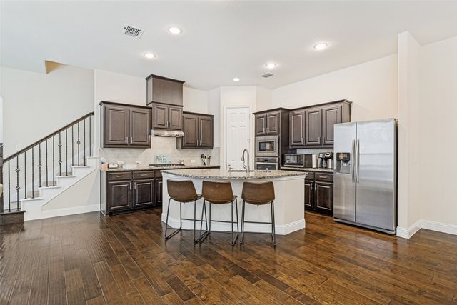 3712 Cobblecreek Drive, Mckinney, TX 75070