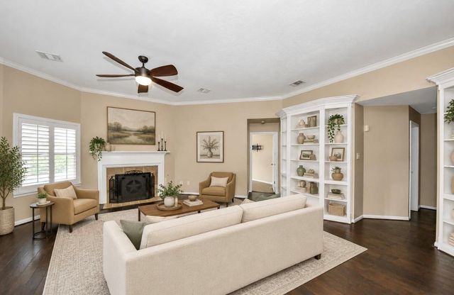 223 W New Meadows Drive, Sugar Land, TX 77479