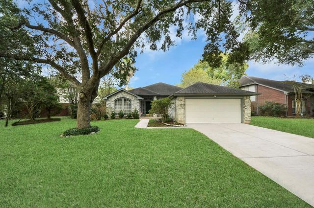 223 W New Meadows Drive, Sugar Land, TX 77479