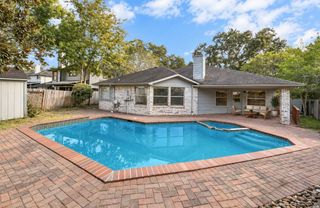 223 W New Meadows Drive, Sugar Land, TX 77479