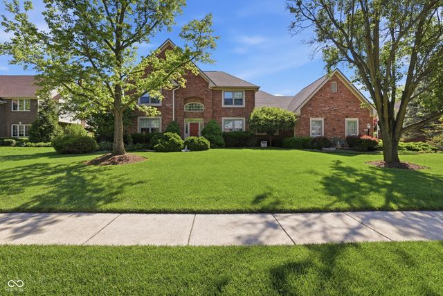 5767 Meadowlark Place, Carmel, IN 46033