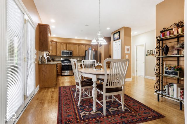 5767 Meadowlark Place, Carmel, IN 46033