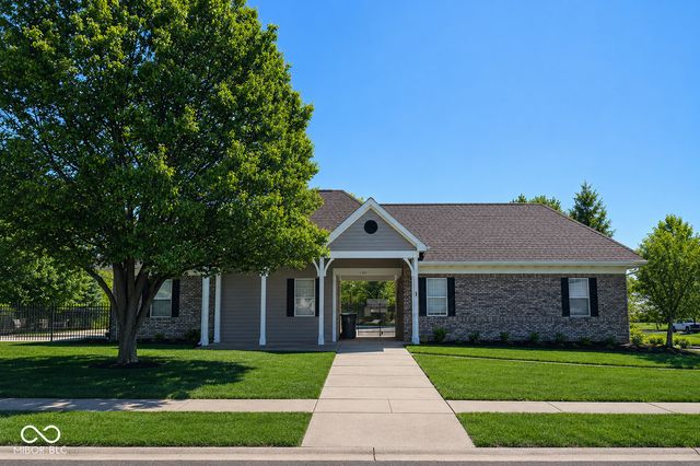 5767 Meadowlark Place, Carmel, IN 46033