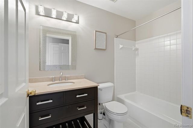 4421 Honeysuckle Drive, Sterling Heights, MI 48314