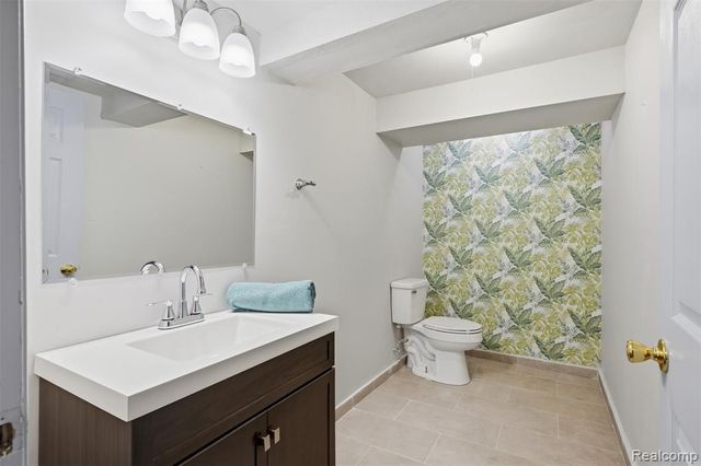 4421 Honeysuckle Drive, Sterling Heights, MI 48314
