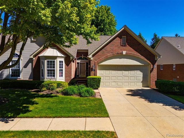 4421 Honeysuckle Drive, Sterling Heights, MI 48314