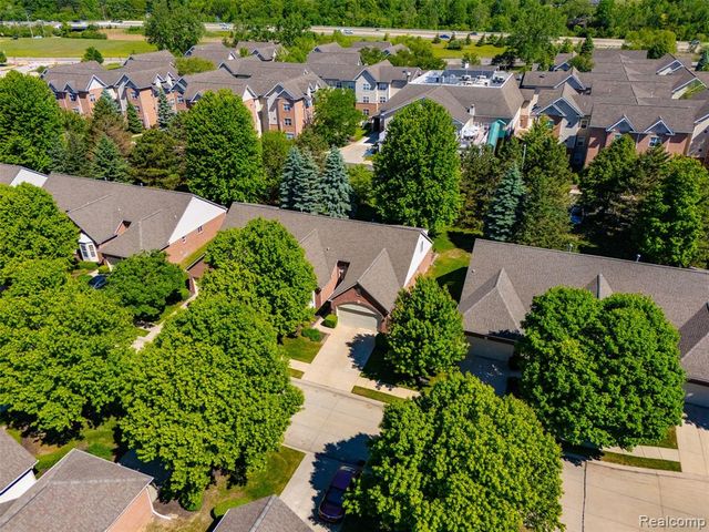 4421 Honeysuckle Drive, Sterling Heights, MI 48314