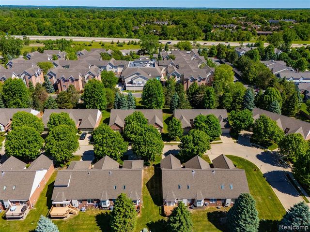4421 Honeysuckle Drive, Sterling Heights, MI 48314