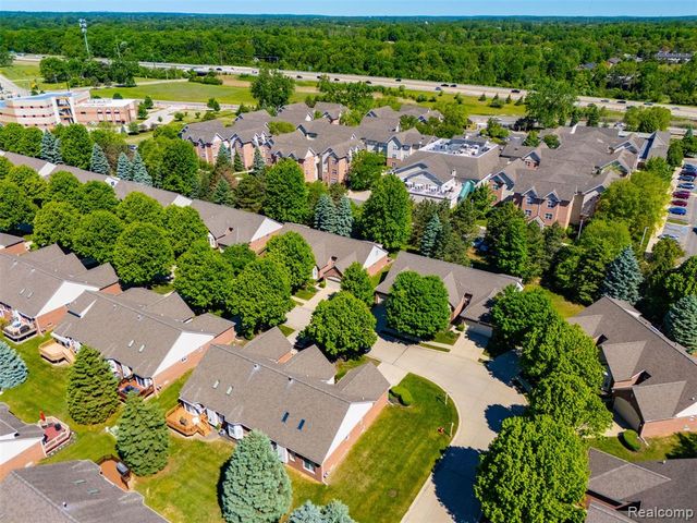 4421 Honeysuckle Drive, Sterling Heights, MI 48314