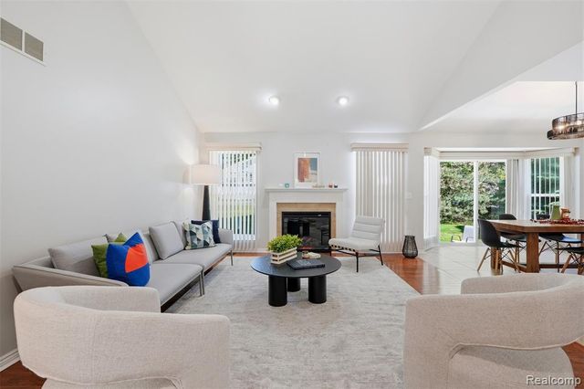 4421 Honeysuckle Drive, Sterling Heights, MI 48314