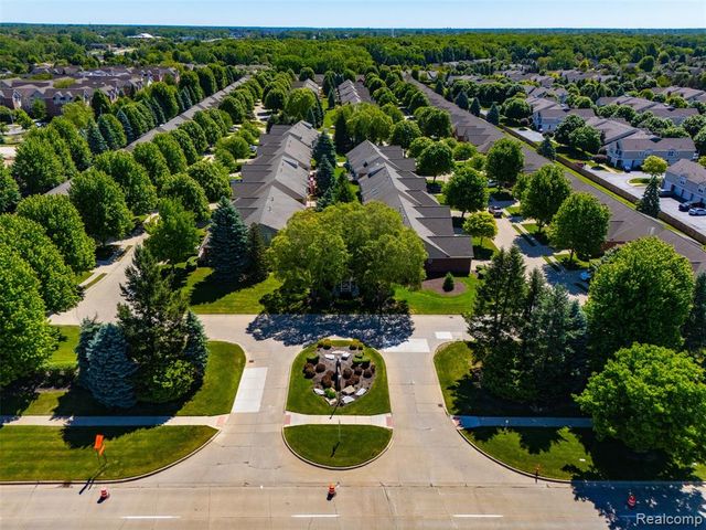 4421 Honeysuckle Drive, Sterling Heights, MI 48314
