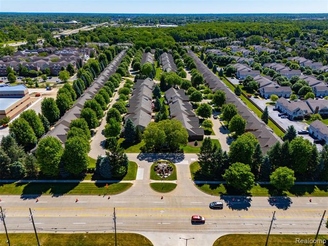 4421 Honeysuckle Drive, Sterling Heights, MI 48314