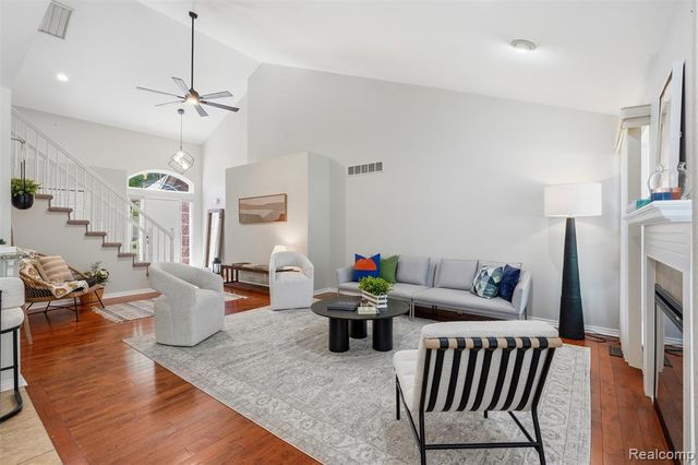 4421 Honeysuckle Drive, Sterling Heights, MI 48314
