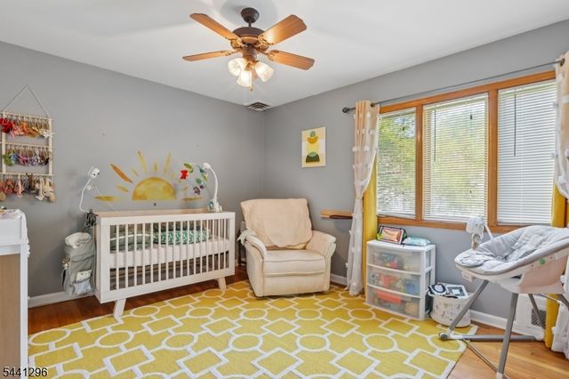 28 Warwick Cir, Springfield Twp., NJ 07081
