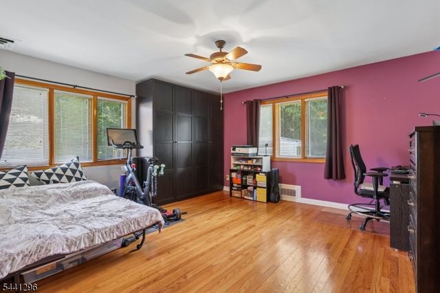 28 Warwick Cir, Springfield Twp., NJ 07081