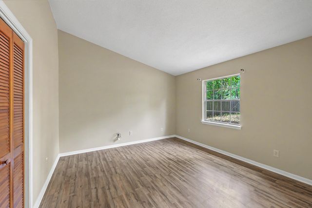 125 Cottonwood Drive, Summerville, SC 29483