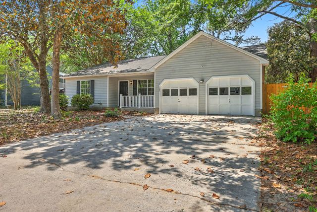 125 Cottonwood Drive, Summerville, SC 29483