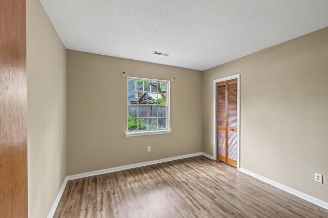 125 Cottonwood Drive, Summerville, SC 29483