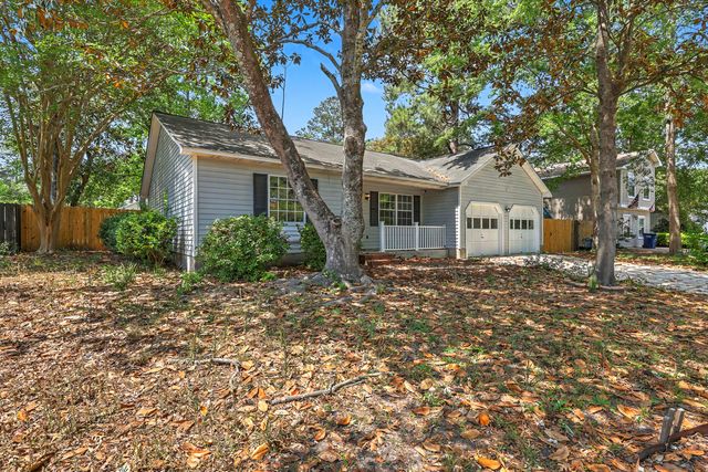 125 Cottonwood Drive, Summerville, SC 29483