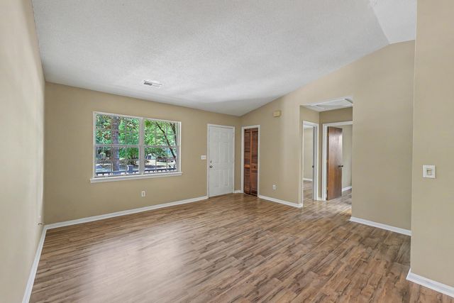 125 Cottonwood Drive, Summerville, SC 29483