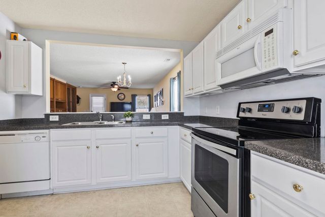 914 Bur Oak Ct., Myrtle Beach, SC 29579