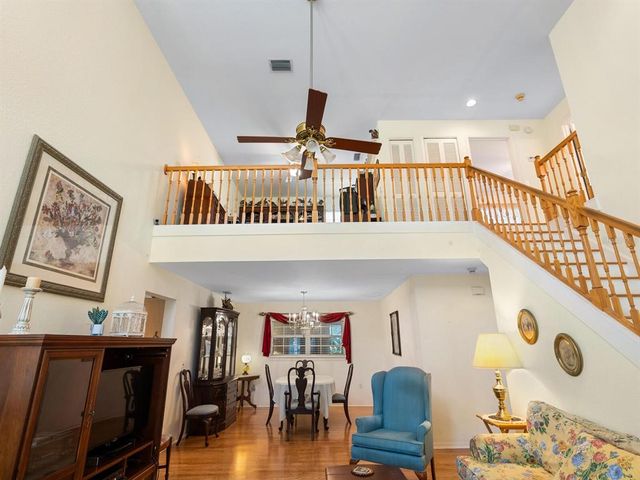 2404 64TH STREET COURT W, Bradenton, FL 34209