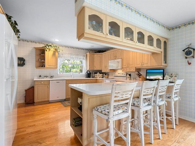 2404 64TH STREET COURT W, Bradenton, FL 34209