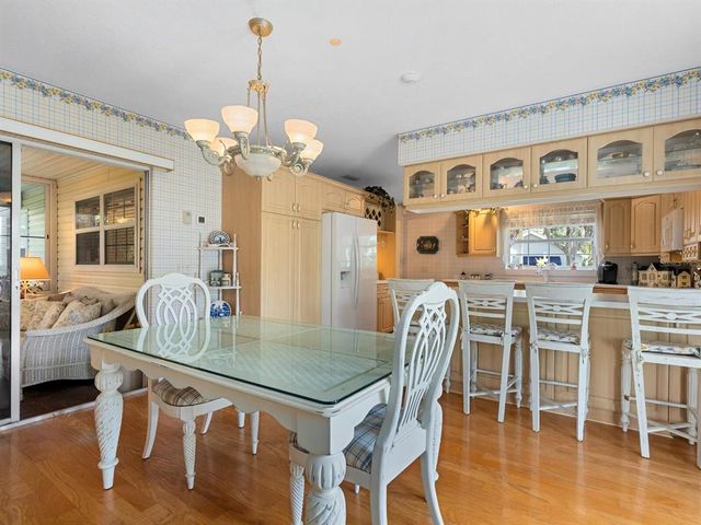 2404 64TH STREET COURT W, Bradenton, FL 34209