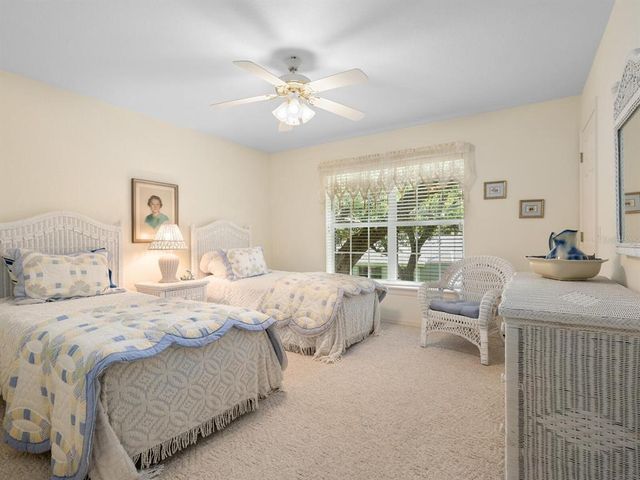 2404 64TH STREET COURT W, Bradenton, FL 34209