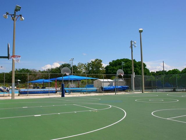2404 64TH STREET COURT W, Bradenton, FL 34209