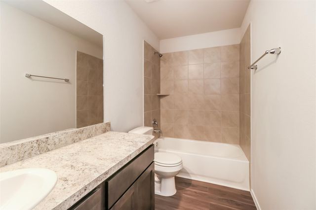 2418 Flathead Drive, Conroe, TX 77384