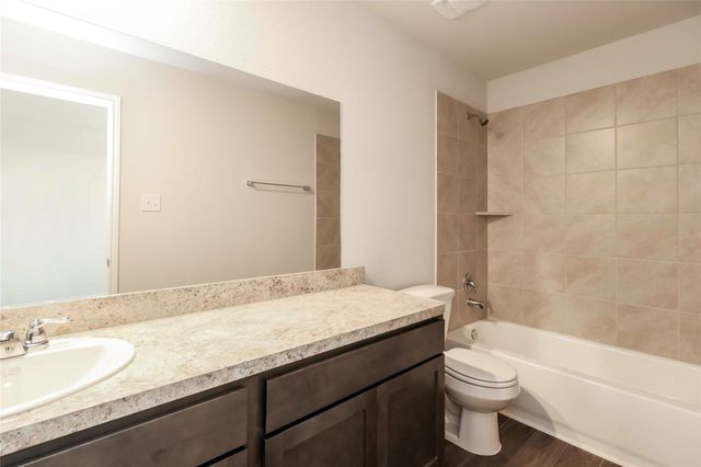 2418 Flathead Drive, Conroe, TX 77384