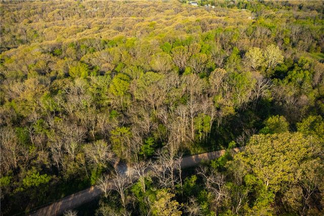 Huckleberry Circle, Rogers, AR 72732