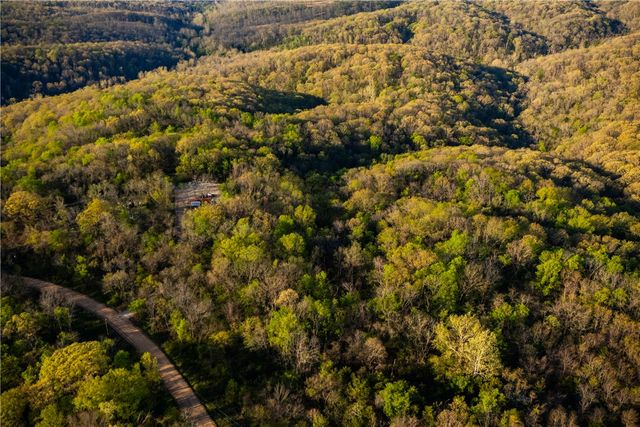 Huckleberry Circle, Rogers, AR 72732