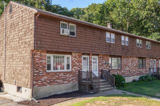 6 Auburn Street # 1, Plaistow, NH 03865