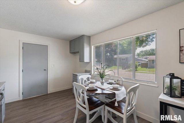 3518 W GARFIELD Street, Davenport, IA 52804