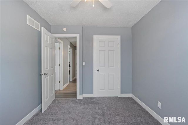 3518 W GARFIELD Street, Davenport, IA 52804