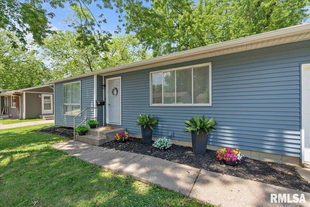 3518 W GARFIELD Street, Davenport, IA 52804