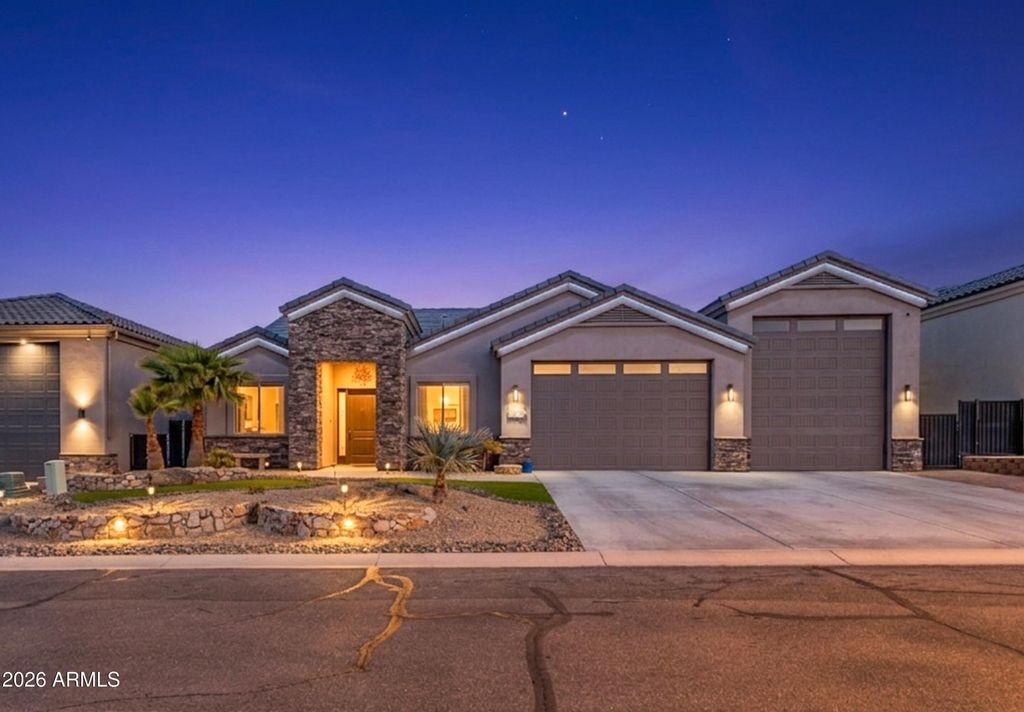 Image 1 of property listing at 1793 E SAVANNAH Bend, Lake Havasu City, AZ 86404