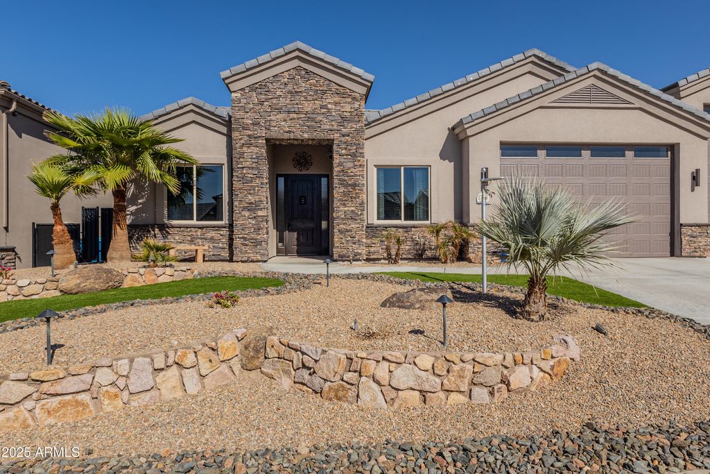 Image 4 of property listing at 1793 E SAVANNAH Bend, Lake Havasu City, AZ 86404
