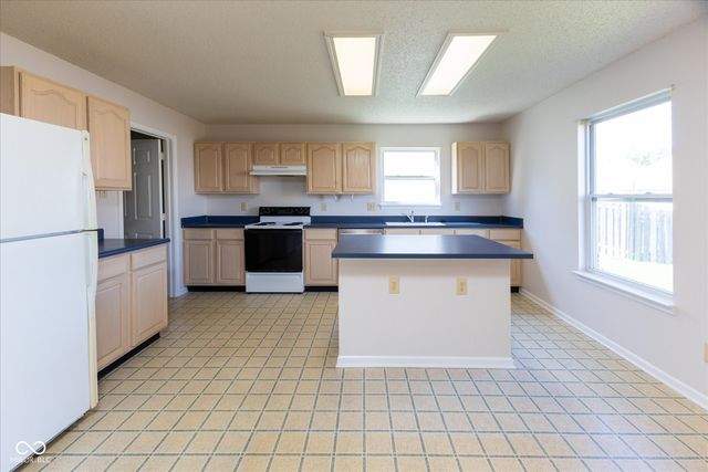 10288 Brushfield Lane, Fishers, IN 46037