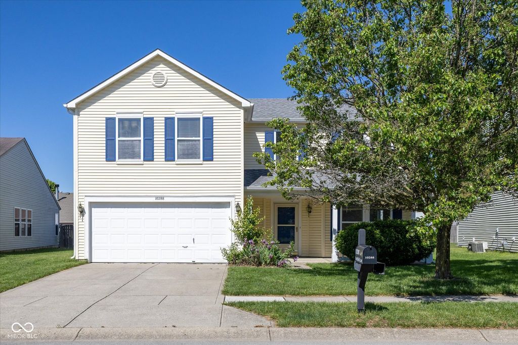 10288 Brushfield Lane, Fishers, IN 46037