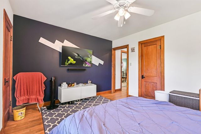 4611 Avenue S, Galveston, TX 77551