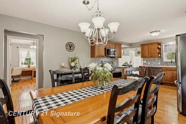 2051 S Brennan Road, Hemlock, MI 48626
